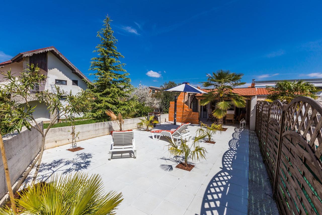 Holliday Home Maxdom Sukošan Dış mekan fotoğraf