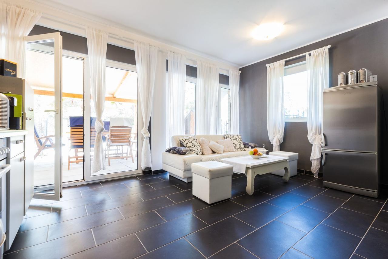 Holliday Home Maxdom Sukošan Dış mekan fotoğraf