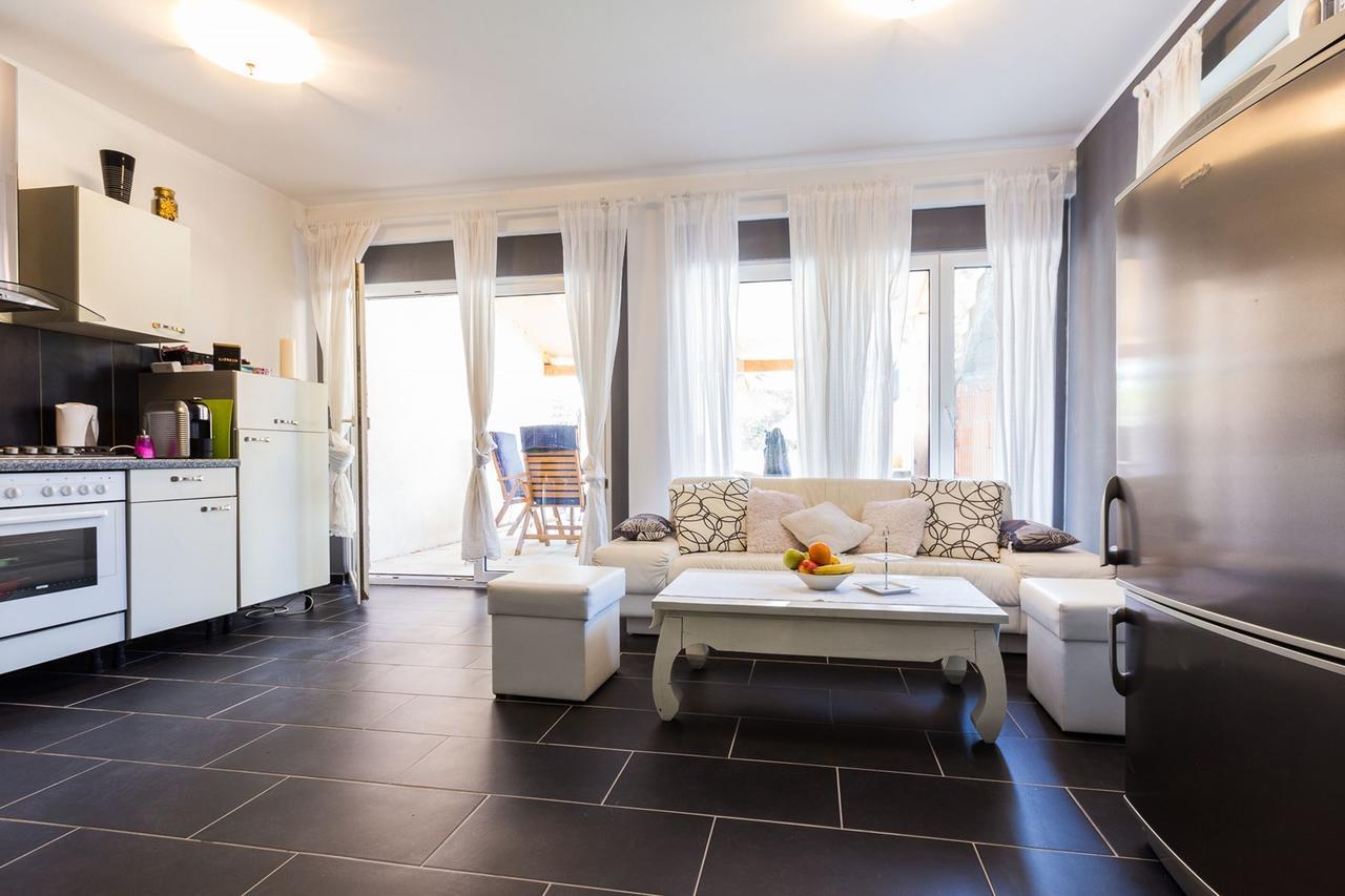 Holliday Home Maxdom Sukošan Dış mekan fotoğraf