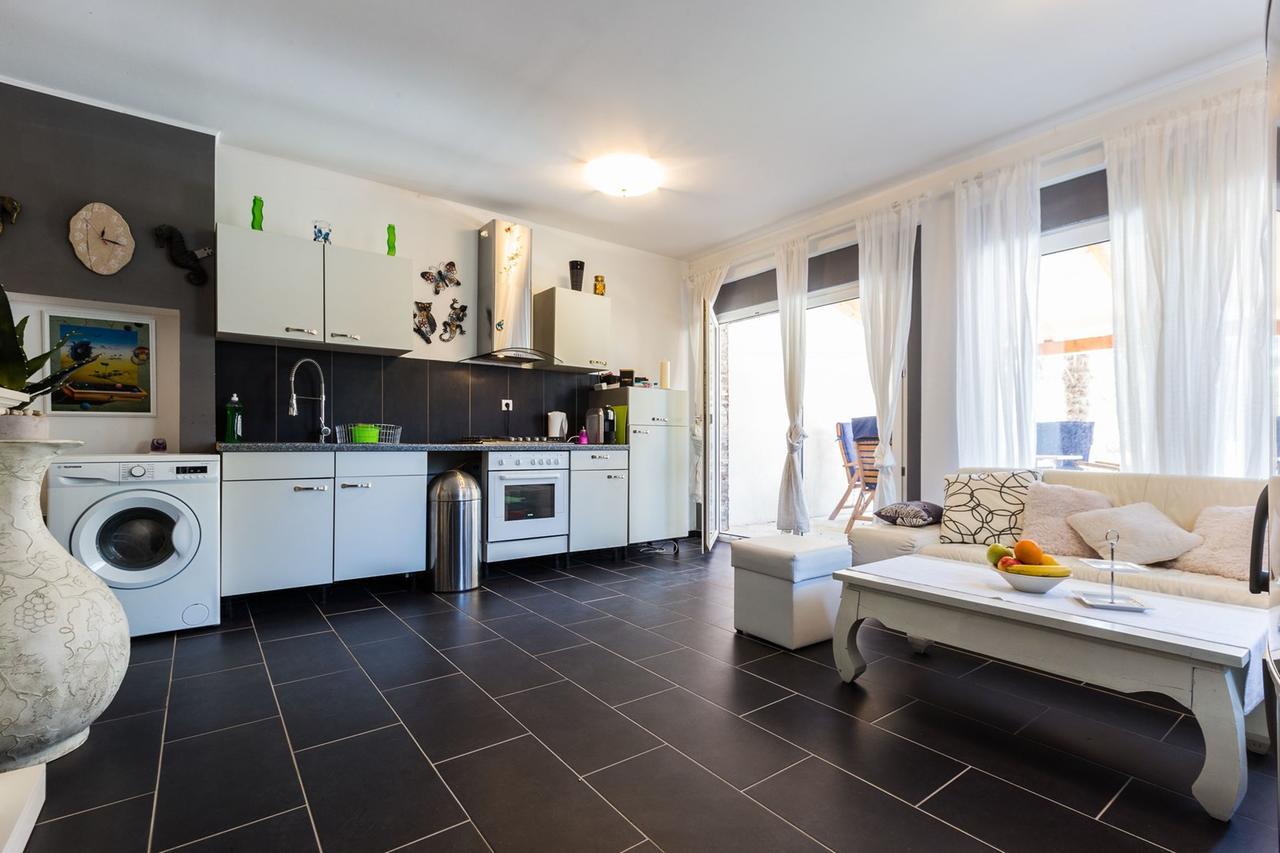 Holliday Home Maxdom Sukošan Dış mekan fotoğraf